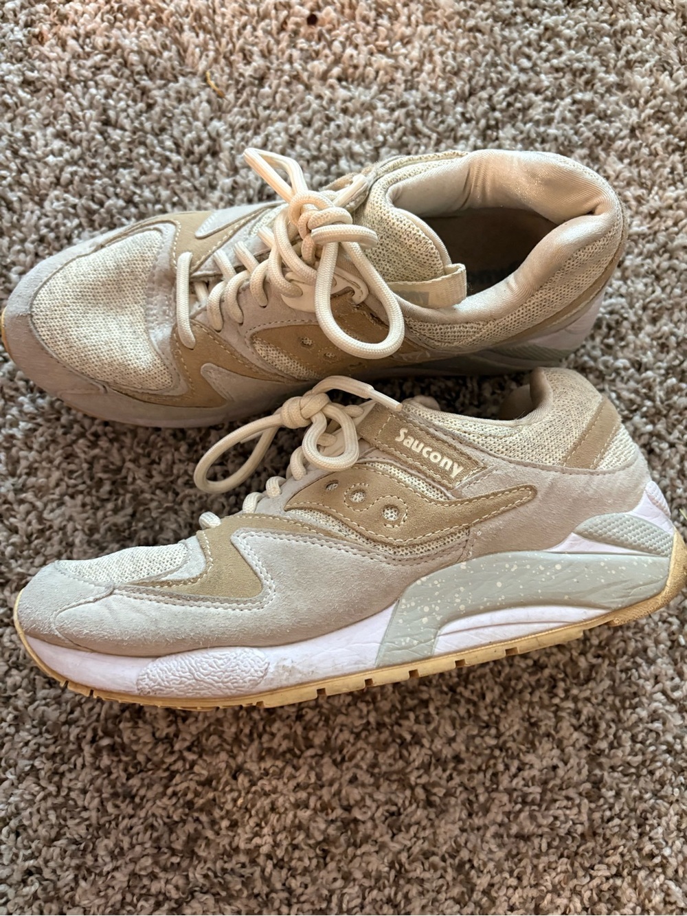 Saucony Grid 9000 sneakers